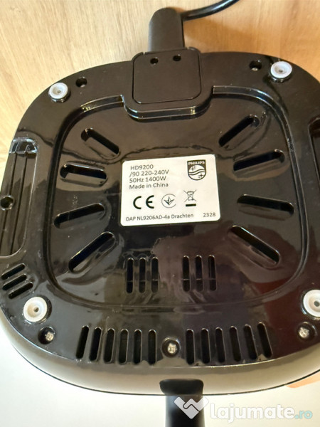 Friteuza cu aer cald/airfryer Philips 