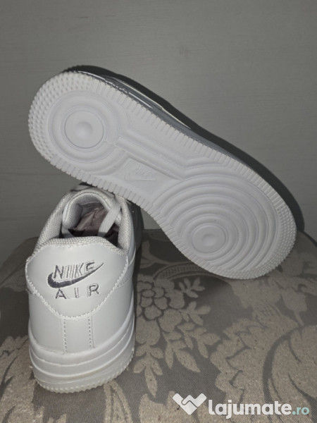 Sneakers Nike Air Force marimea 37,40 