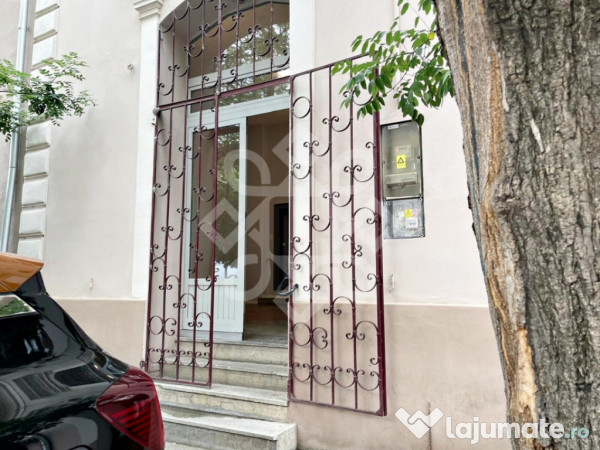 Spatiu comercial de inchiriat, ultracentral in Oradea 