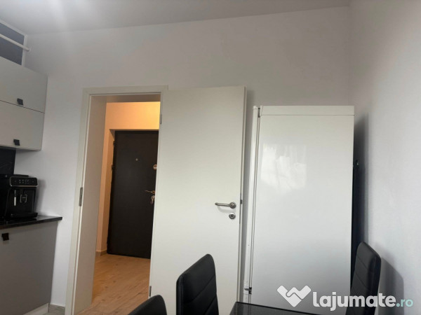 Apartament de 2 camere zona SANPETRU, 