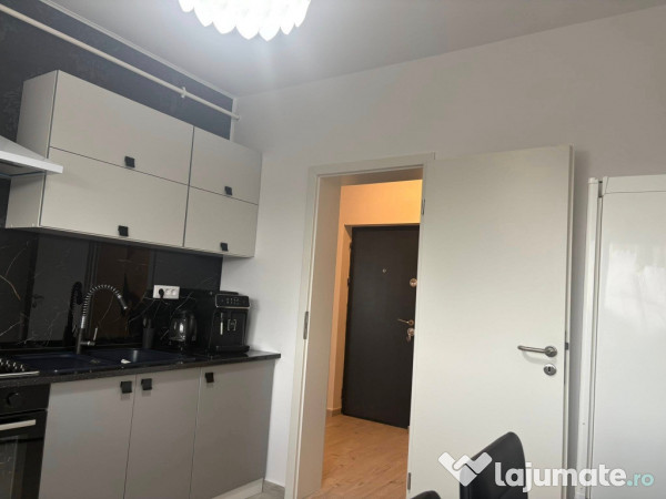 Apartament de 2 camere zona SANPETRU, 