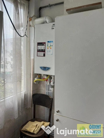 Anda, decomandat, 2 camere, etaj 3, gaze, vanzari Constanta 