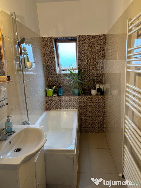 Apartament 3 camere, 54 mp, zona Girocului 