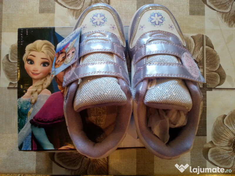 Disney frozen adidasi
