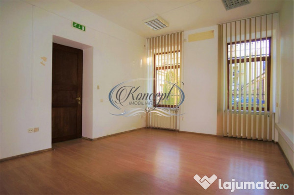 Vila interbelica in Piata Muzeului 