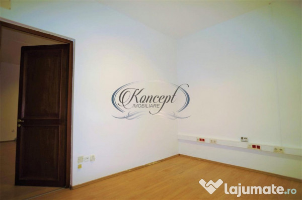 Vila interbelica in Piata Muzeului 