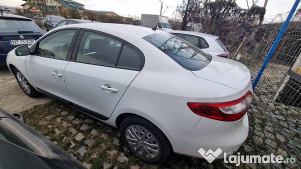 Renault Fluence 2016. benzina 1.6 i