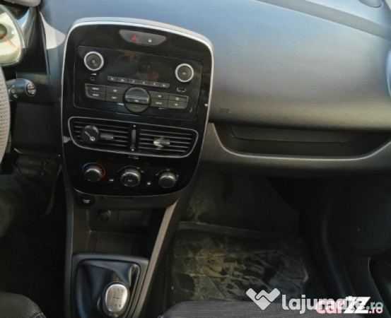 Renault Clio cu 60.000 km rulati