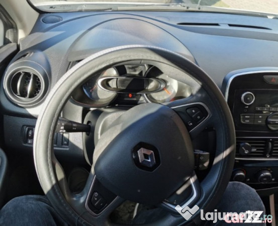 Renault Clio cu 60.000 km rulati