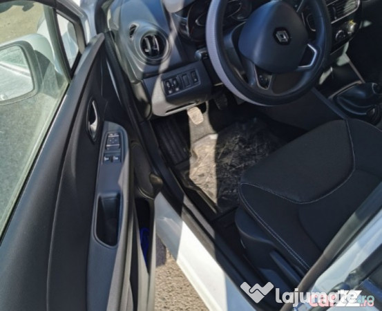 Renault Clio cu 60.000 km rulati