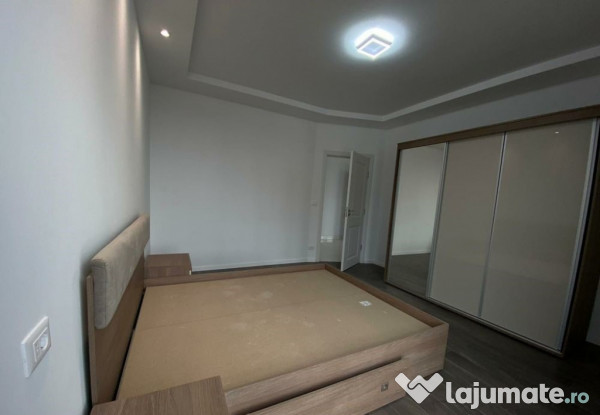 Apartament cu 3 camere, situat in Baneasa 