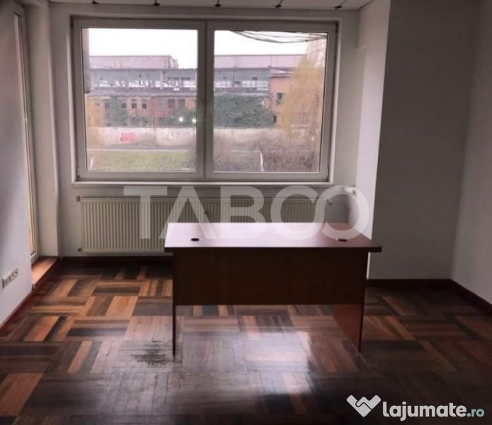 Spatiu de birouri decomandat 4 incaperi generoase zona Terez 
