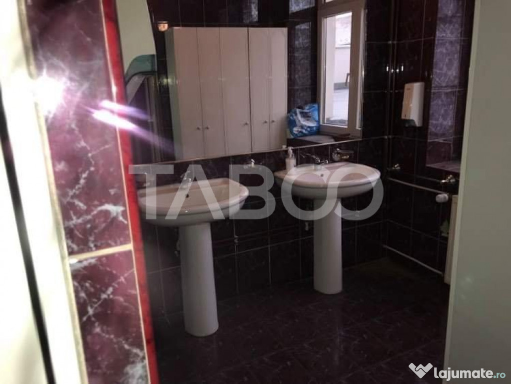 Spatiu de birouri decomandat 4 incaperi generoase zona Terez 