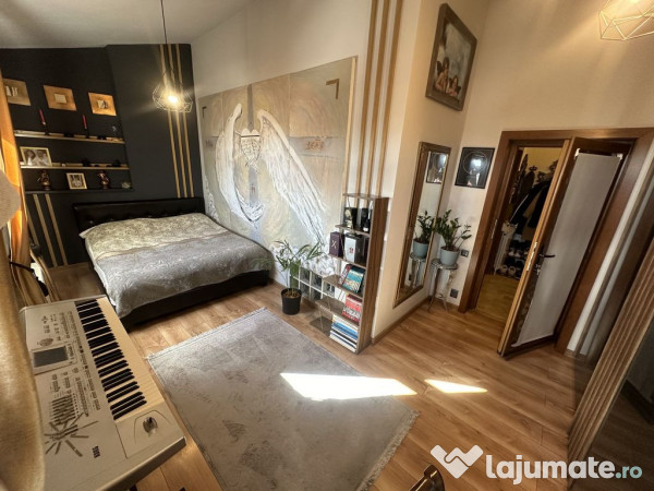 Apartament 4 camere zoma Piata Ovidiu - Peninsula 