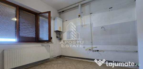 Apartament 4 camere etajul 3 Vladimirescu
