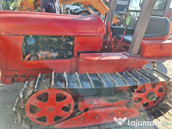 Tractor Fiat 352 C pe șenile 