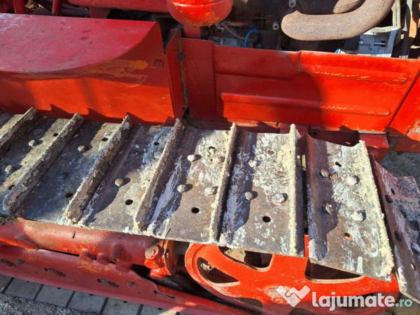 Tractor Fiat 352 C pe șenile 