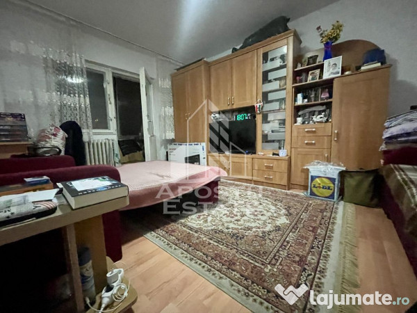 Apartament cu o camera la etajul 2, zona Buziasului 