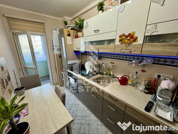 Apartament cu 3 camere in Giroc, complet mobilat si utilat. 