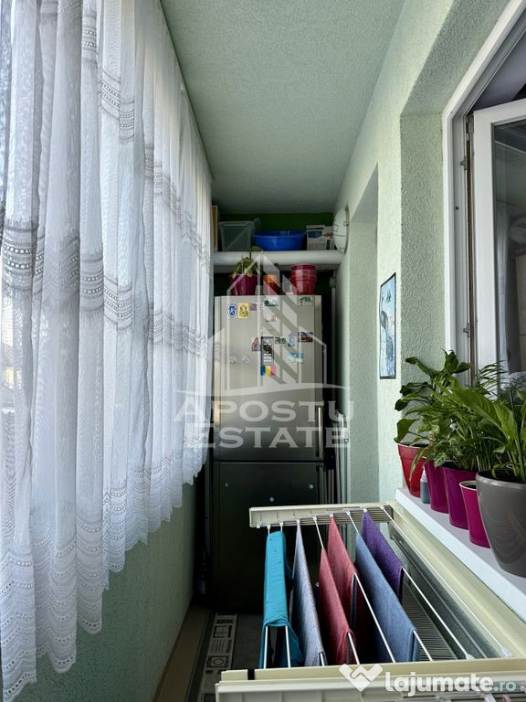 Apartament cu 3 camere in Giroc, complet mobilat si utilat. 