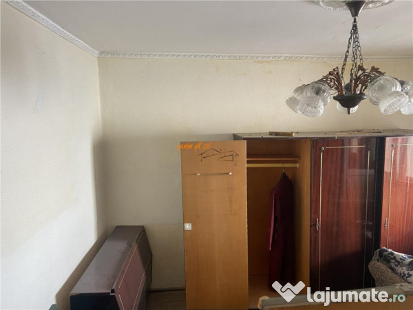 Apartament 3 camere , cartier Sud, decomandat,70 mp 