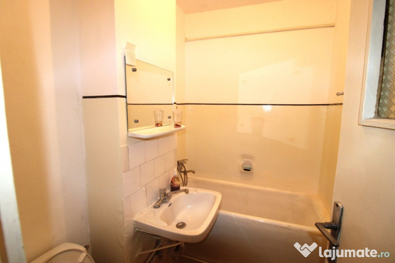 Apartament cu 3 camere in Micro 19 la Parma 