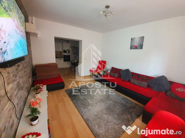 Apartament pe 4 camere, renovat complet la curte comuna i... 