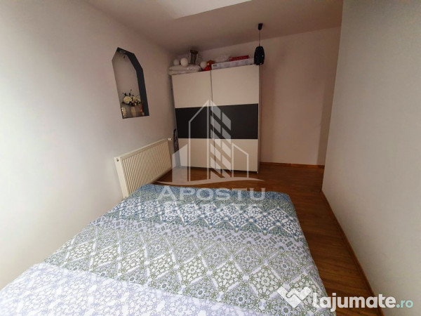 Apartament pe 4 camere, renovat complet la curte comuna i... 