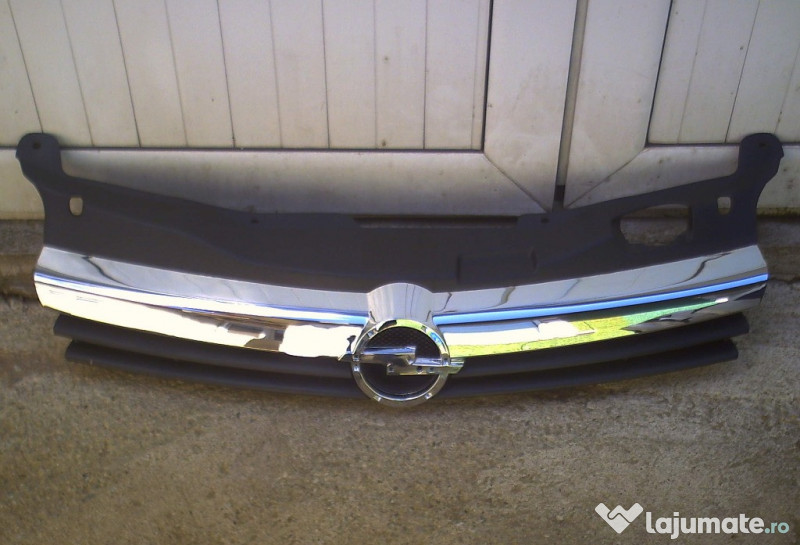 Grila radiator Opel Astra H
