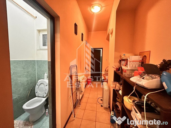 Apartament spațios 4 camere, 2 băi, parteer inalt în P... 