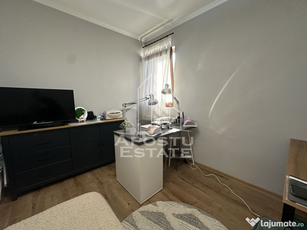 Apartament cu 3 camere și 2 băi în Giroc la asfalt. 