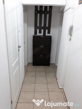 Se inchiriaza apartament in zona Racadau 