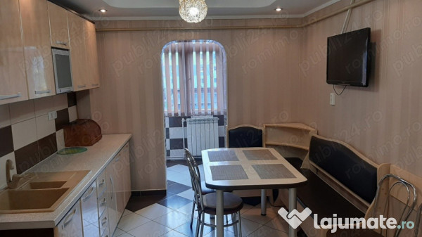 Se inchiriaza apartament cu 2 camere 