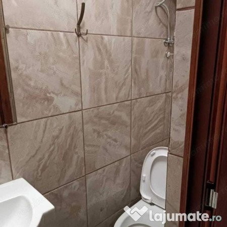 Garsoniera de inchiriat 