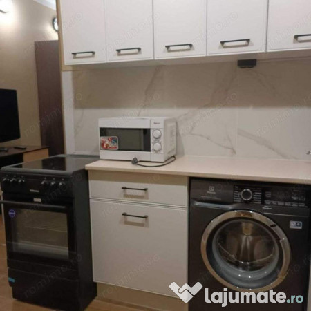 Garsoniera de inchiriat 