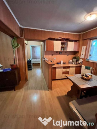 Frumos si Spatios apartament 3 camere confort 1 decomandat V