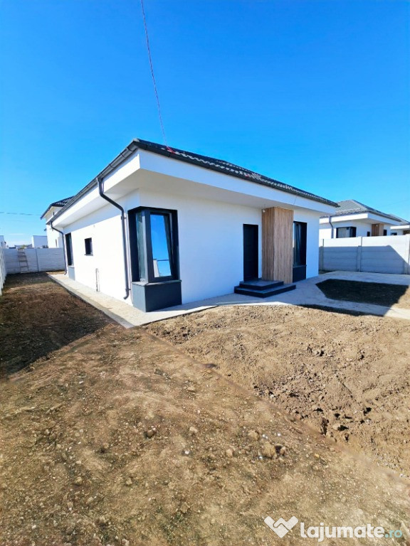 Casa individuala 4 CAMERE/700 M de Blv./Com.Berceni/COMISION 0 %