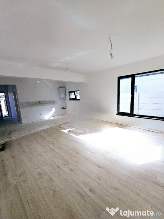 Casa individuala 4 CAMERE/700 M de Blv./Com.Berceni/COMISION 0 %