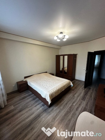 Apartament cu 2 camere de inchiriat in zona Tractorul