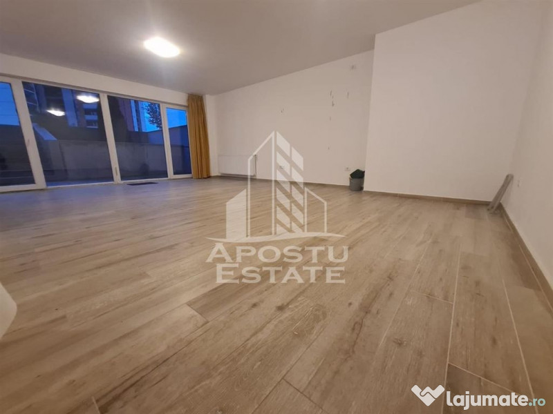 SAD, demisol, 2 locuri de parcare, in zona Aradului 