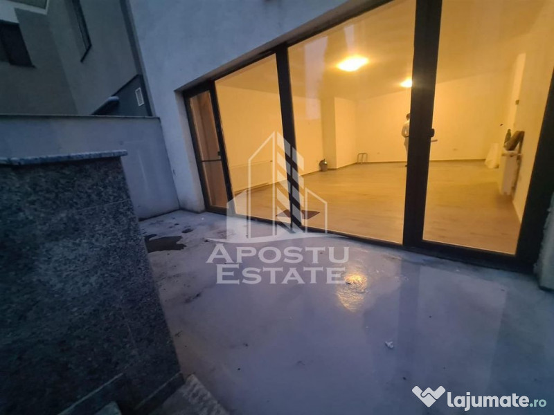 SAD, demisol, 2 locuri de parcare, in zona Aradului 