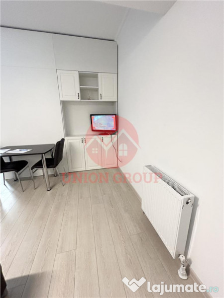 Studio Modern in Solid Residence Butoaie cu Vedere Superba l