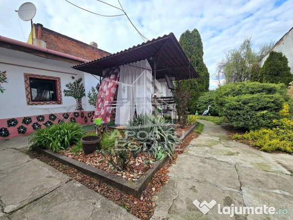 Casa individuala cu teren de 900 mp, zona Bogdanestilor 