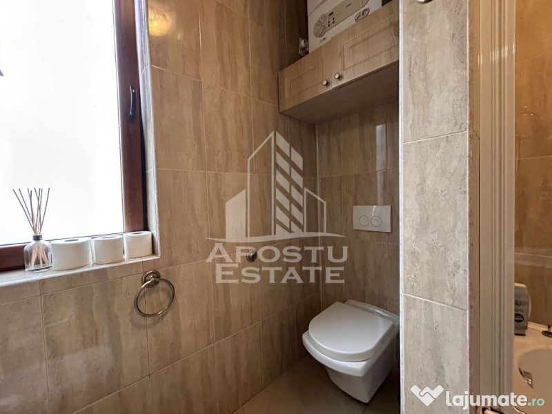 Apartament 3 camere open space, renovat, cu garaj in zona...