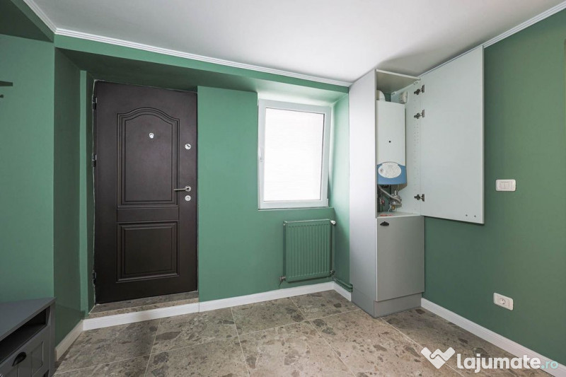 Apartament 95 mp pe Iuliu Maniu la casă, curte proprie i... 