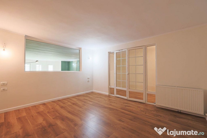 Apartament 95 mp pe Iuliu Maniu la casă, curte proprie i... 