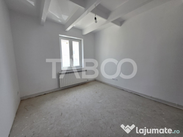 Apartament de vanzare decomandat 48mp 2 camere zona Turnisor 