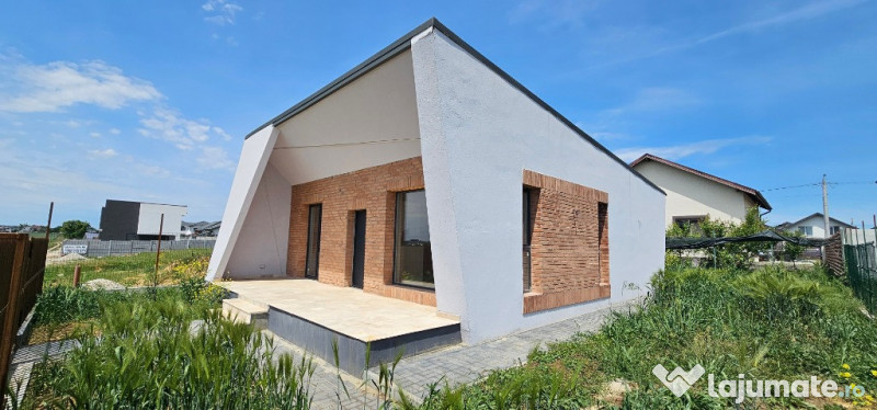 Casa parter 3 camere /Com. Berceni Ilfov