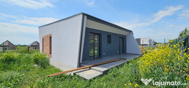 Casa parter 3 camere /Com. Berceni Ilfov