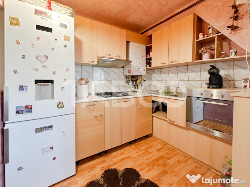 Mansarda de vanzare cu mutare imediata 85 mpu Zona Mihai Vit